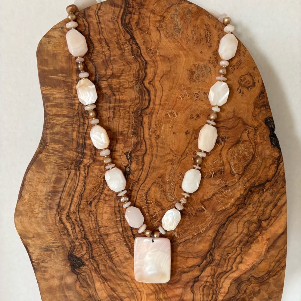 Pearlized statement necklace costume jewelry